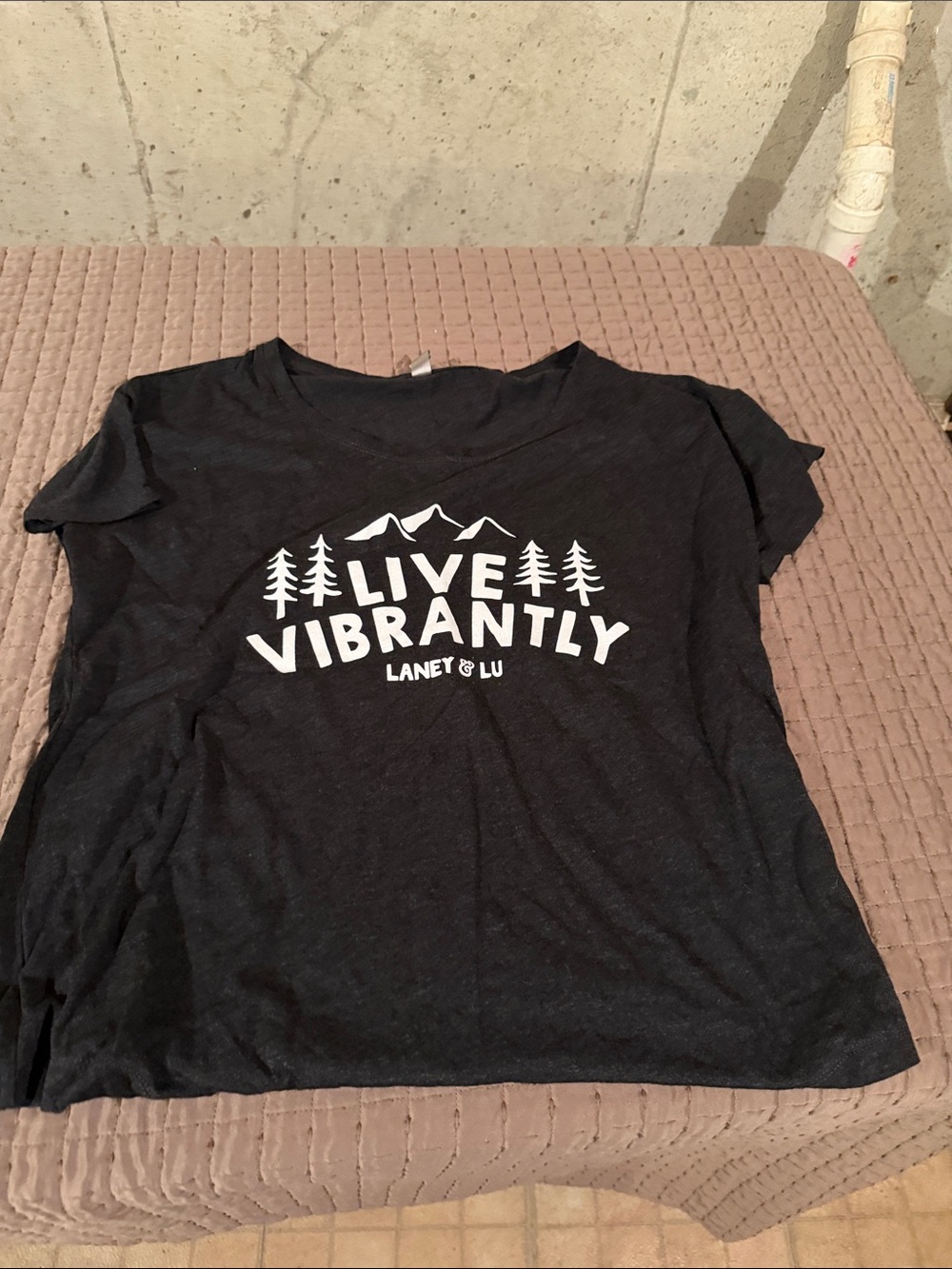 Live Vibrantly Graphic Tee - Black -